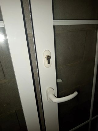 Puerta corredera aluminio Climalit