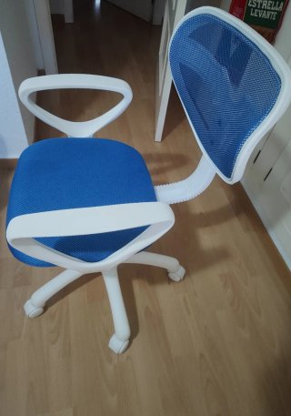 Silla de escritorio infantil azul