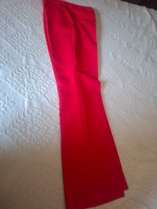 Pantaloni rossi da donna