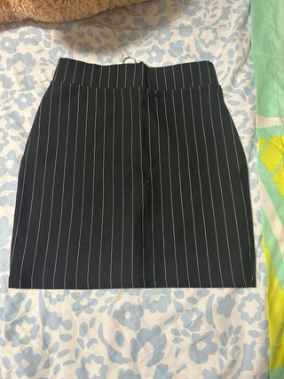 Falda Bershka Negra Talla XS