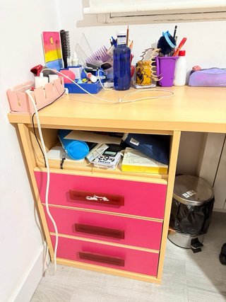 Mueble juvenil madera y rosa