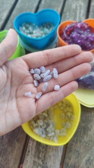 Piedras minerales chips para pulseras