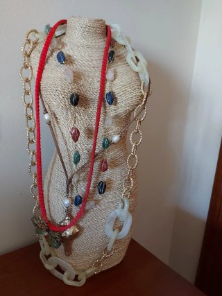 Busto Joyero Expositor Collares
