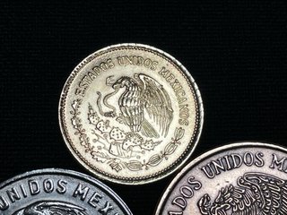 Lote 4 monedas culturas indígenas mexicanas