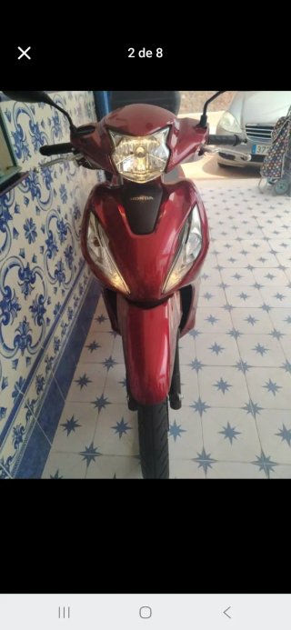 Honda Vision 125cc Roja Scooter Automática