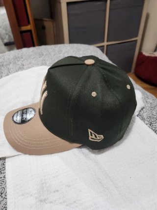 Gorra New Era Yankees Beige y Verde