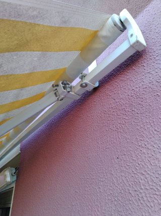 Estructuras de toldo metal y plástico