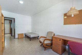 Piso en venta en Pajaritos - Plaza de Toros en Granada