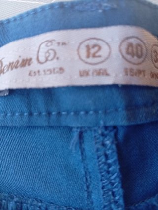 Pantaloni corti blu