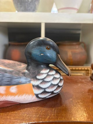 FIGURA DE PATO DE MADERA