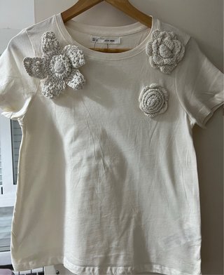 Camiseta Sfera Flores Crochet Crema Talla S