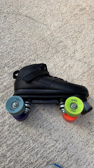 Patines 4 Ruedas Adulto Negros