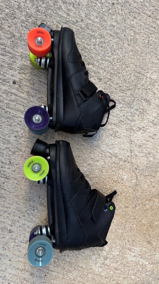 Patines 4 Ruedas Adulto Negros