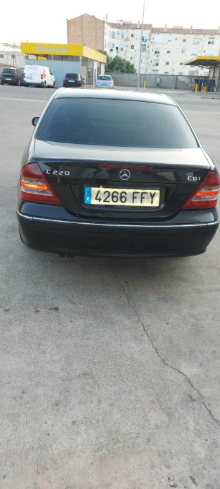 Mercedes-Benz Clase C 2005