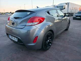 Hyundai Veloster 2012