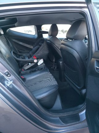 Hyundai Veloster 2012