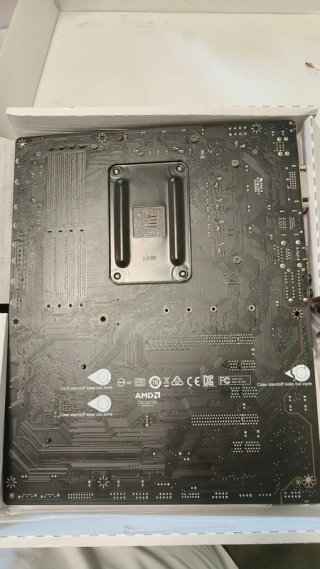 Scheda Madre MSI B450 Tomahawk MAX