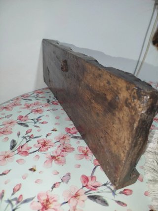Figura de madera tallada hindú