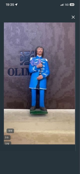 Figuras de plomo de The Beatles en Sgt. Pepper