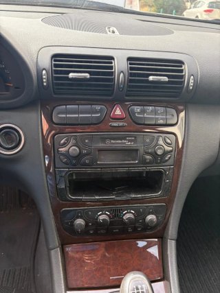 Mercedes-Benz Clase C 2003