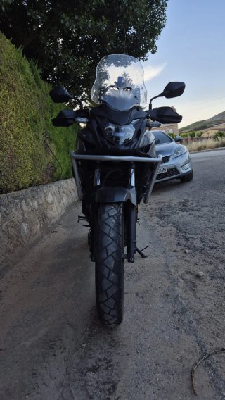 Honda CB500X Adventure Moto Negra