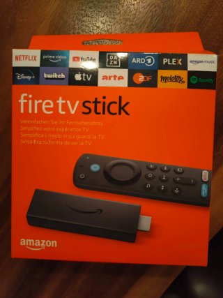 Smart TV Grundig 39 Nueva con mandos y adaptadores