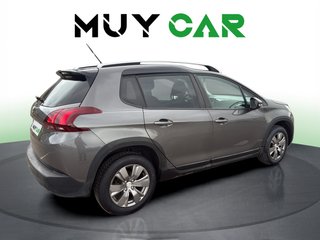 Peugeot 2008 PureTech Signature 60 kW (82 CV)