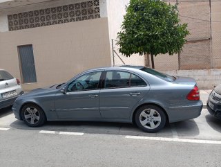 Mercedes-Benz Clase E 2004