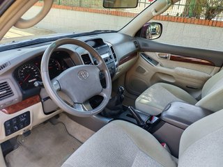 Toyota Land Cruiser 2004