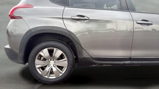 Peugeot 2008 PureTech Signature 60 kW (82 CV)