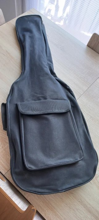 Bajo Harley Benton escala corta