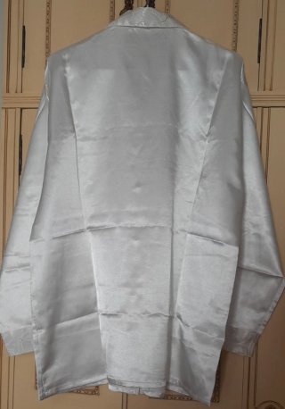 Pijama satinado chaqueta y pantalón largo