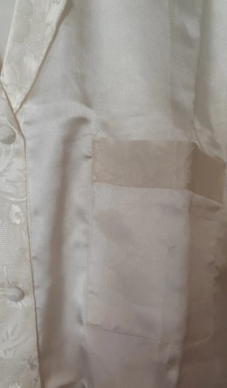 Pijama satinado chaqueta y pantalón largo