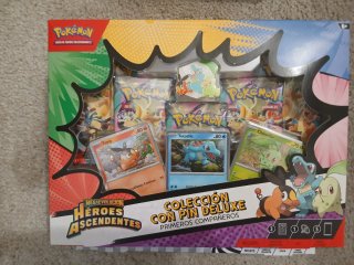 Caja Pokémon TCG Colección Héroes Ascendentes
