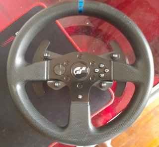 Volante Thrustmaster T300 + 3 Volantes