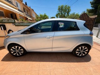 Renault ZOE E-Tech R110 · 52 kWh · 80 kW · 27.327