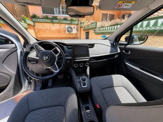 Renault ZOE E-Tech R110 · 52 kWh · 80 kW · 27.327
