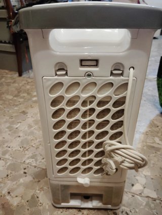 Pingüino refrigerador Alpina