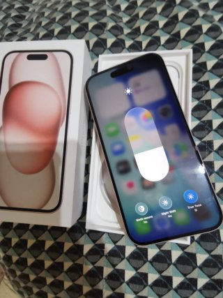 iPhone 15 Rosa