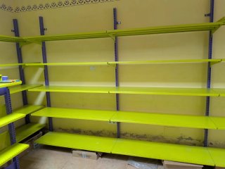 Estanterías metálicas