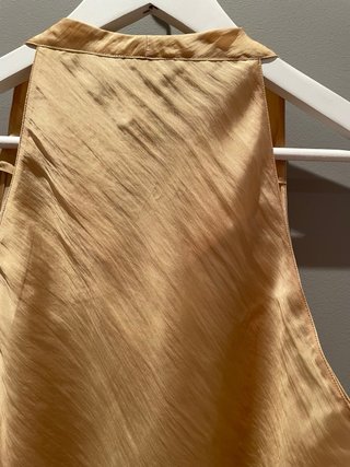 Top Halter Dorado Massimo Dutti Talla L