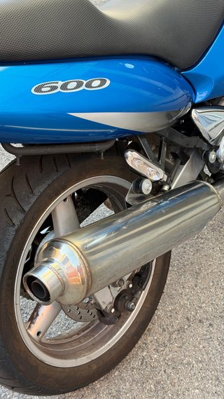 Suzuki GSX 600F