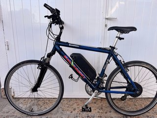 Bicicleta Eléctrica de Montaña Azul