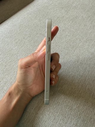iPhone 13 128GB Blanco con Accesorios