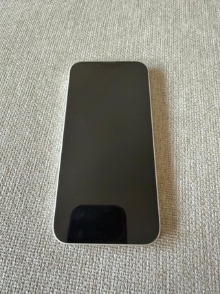 iPhone 13 128GB Blanco con Accesorios