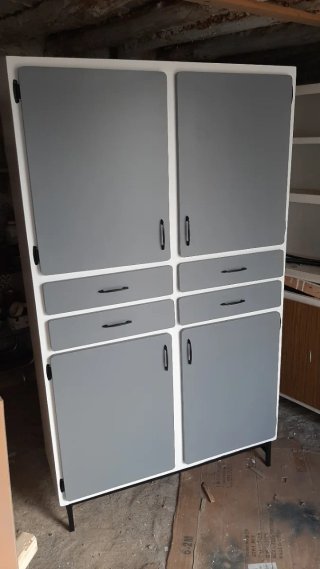 Credenza Vintage Restaurada