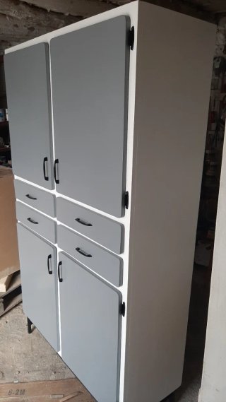 Credenza Vintage Restaurada
