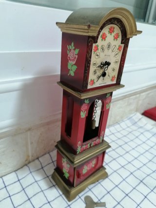 Antiguo reloj alemán
