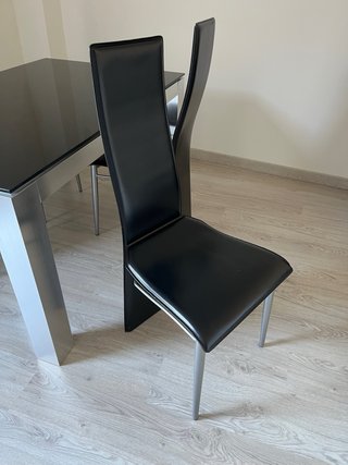 Mesa comedor y sillas