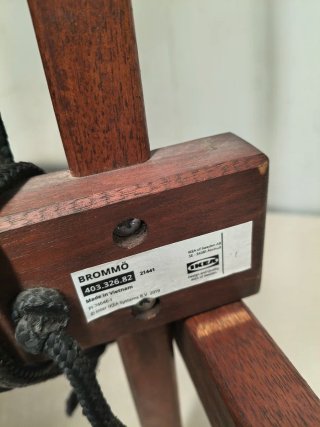 Silla de madera y tela para terraza